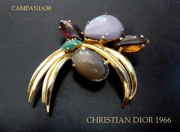 SB1674 -  SPILLA "CHRISTIAN DIOR" 1966 - LE COLLEZIONI  DI CAMPANIA30